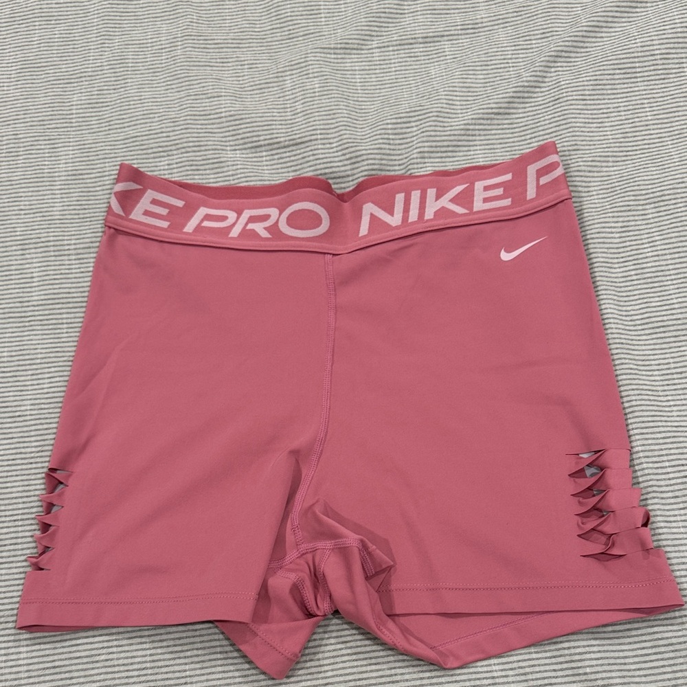 Nike Pro Shorts in Pink